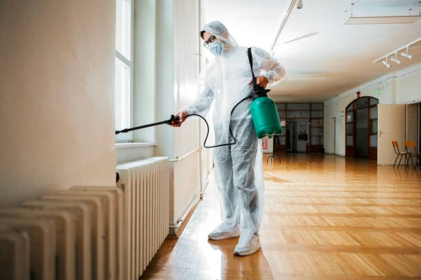 Best Commercial Pest Control Services  in Midfield, AL